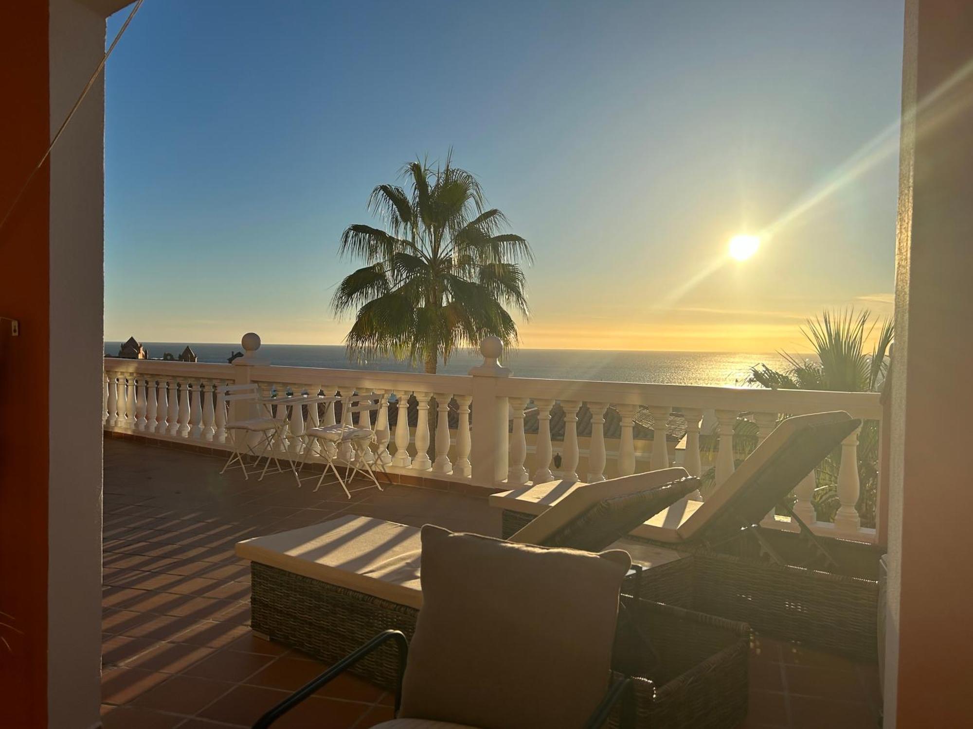 Appartement Playa Del Duque-amazing Views 2 Bedroom