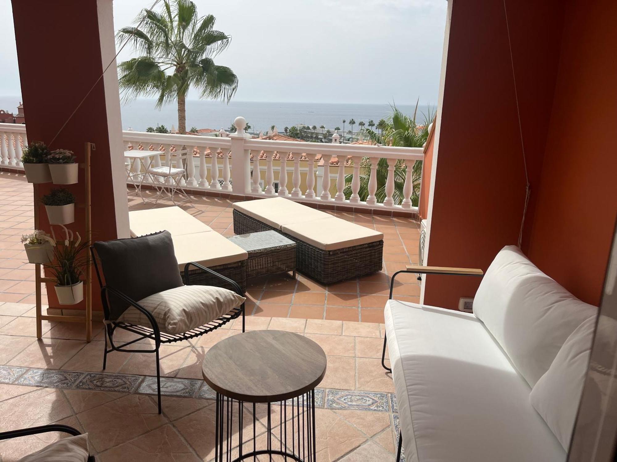 Playa Del Duque-amazing Views 2 Bedroom Appartement *