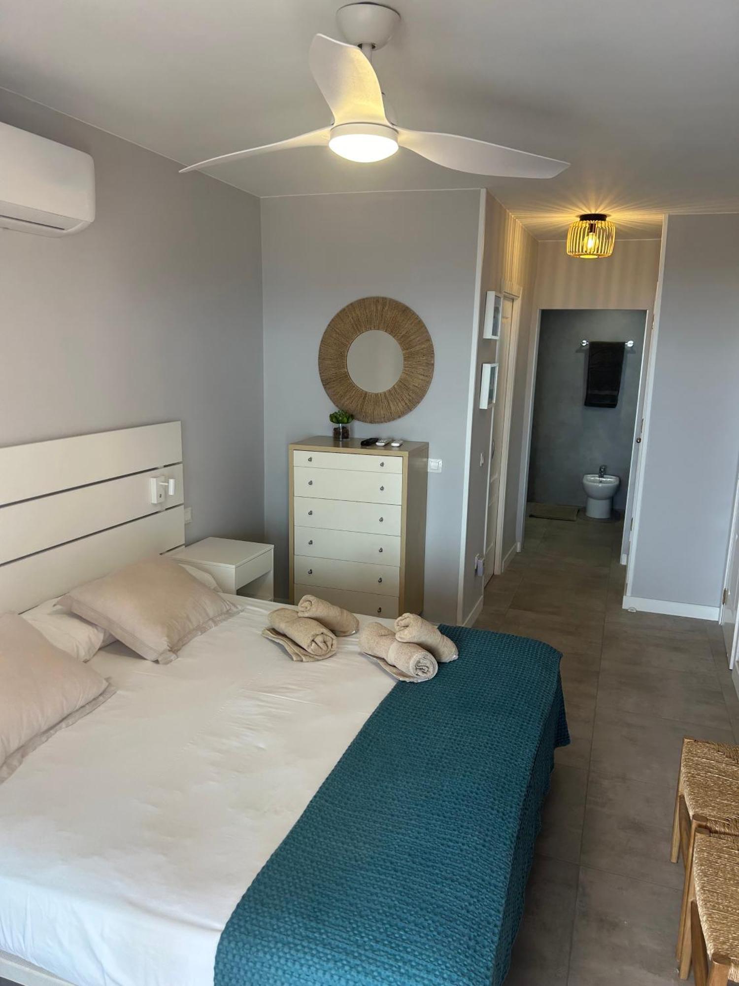 Appartement Playa Del Duque-amazing Views 2 Bedroom *